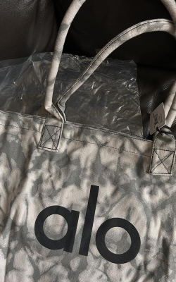 Alo Yoga Tote Bag