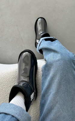 UGG Clear Siyah