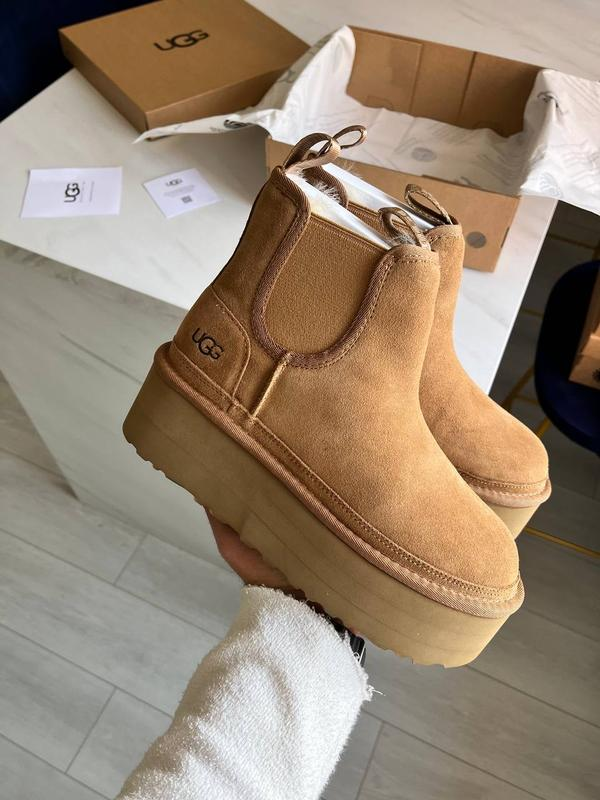 UGG Neumel Taba