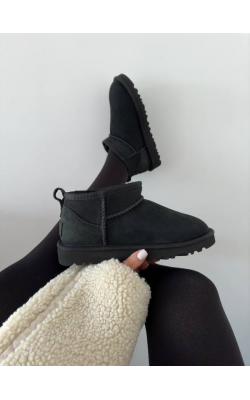 UGG Siyah Mini