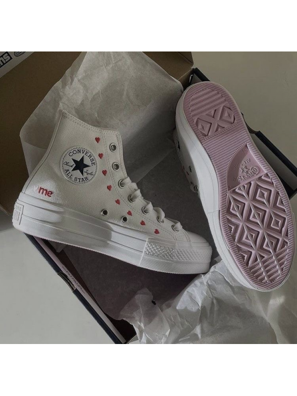Converse Love Me