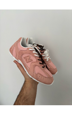 New Balance Miu Miu Pink