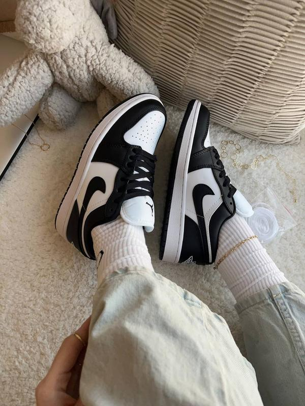 Nike Air Jordan Low Panda