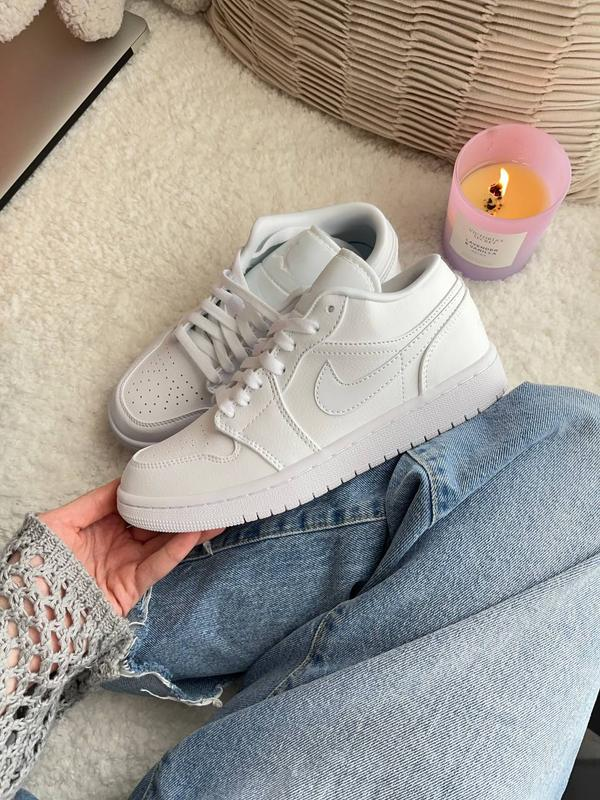 Nike Air Jordan Low Snow