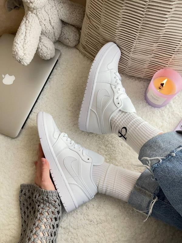 Nike Air Jordan Low Snow