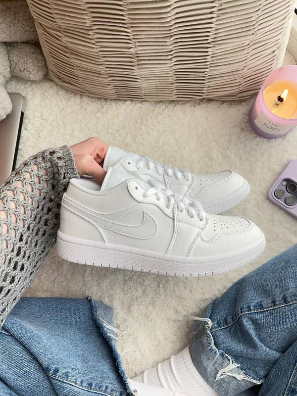 Nike Air Jordan Low Snow