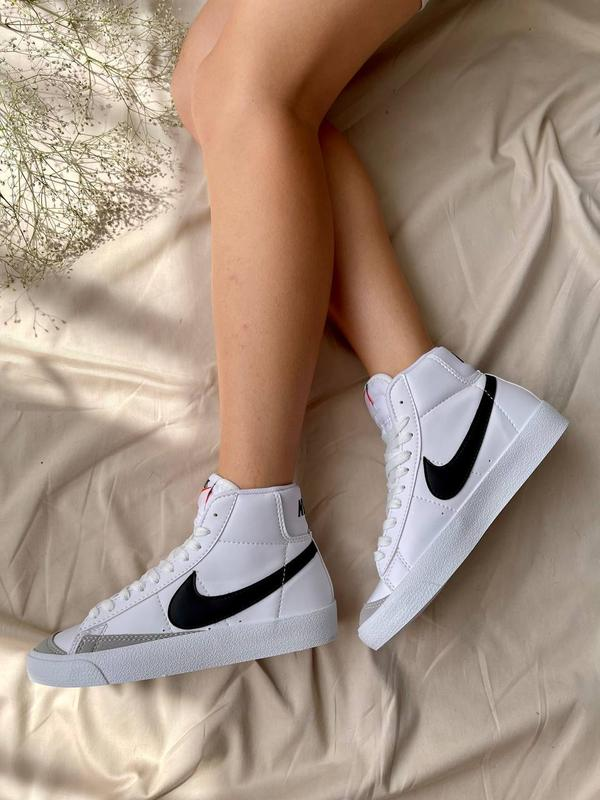 Nike Blazer Mid 77