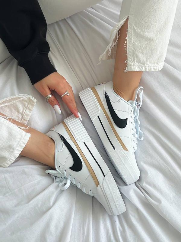 Nike Court Legacy Lift