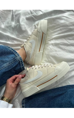 Nike Court Legacy Lift Bej
