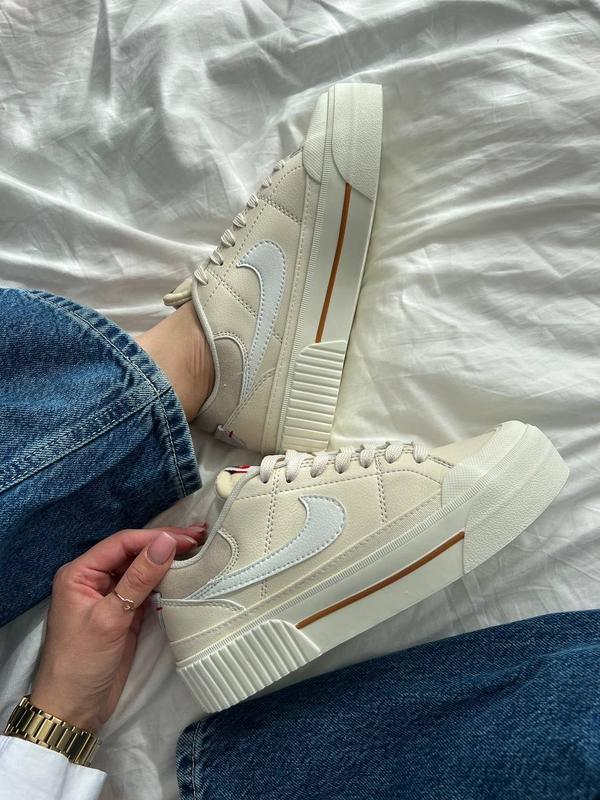 Nike Court Legacy Lift Bej