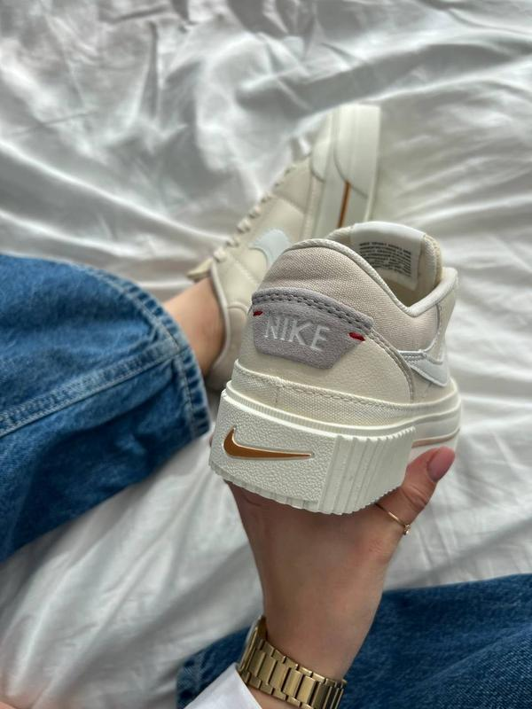 Nike Court Legacy Lift Bej