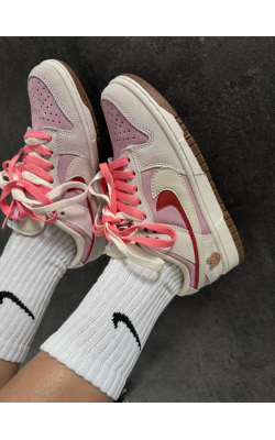 Nike Dunk Double Swoosh Pembe