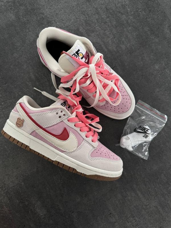 Nike Dunk Double Swoosh Pembe