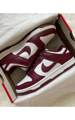Nike Dunk Low Bordo