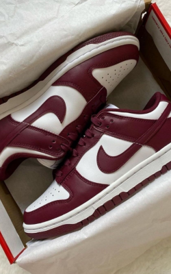 Nike Dunk Low Bordo