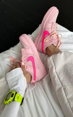 Nike Dunk Low Triple Pink Nike Dunk Low Triple Pink