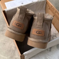 UGG Vizon Mini